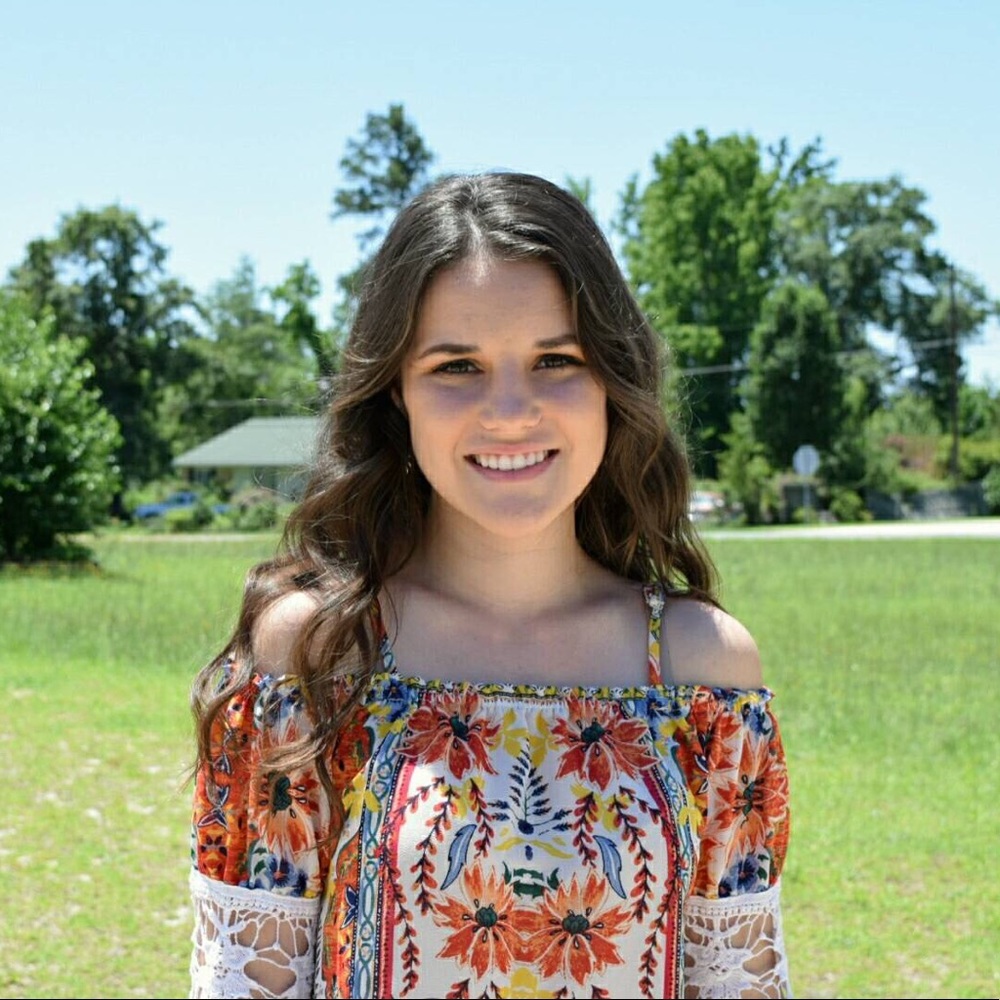 Meet your Posher, Abby